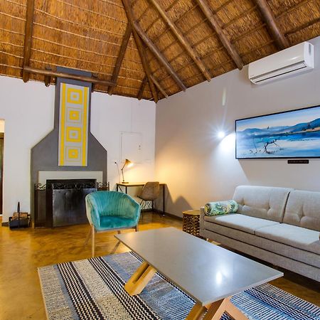 Ivory Tree Game Lodge Пиланесберг Екстериор снимка