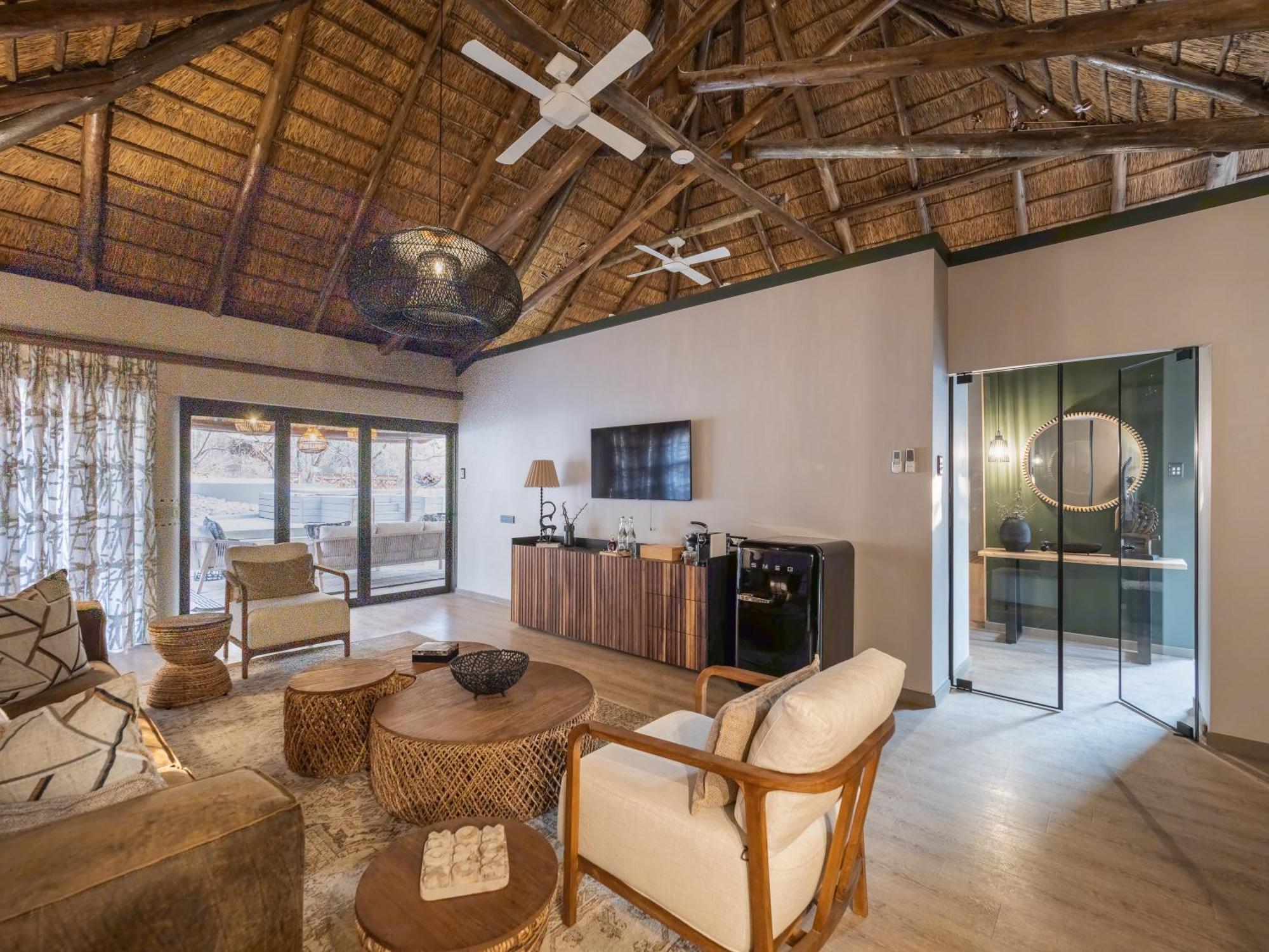 Ivory Tree Game Lodge Пиланесберг Екстериор снимка